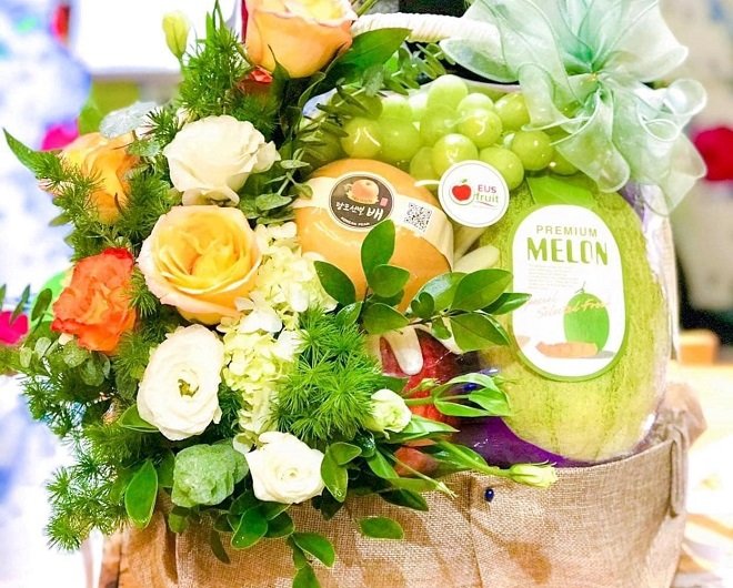 Giỏ hoa qua tươi - Biểu tượng của sự tươi mới và yêu thương trong cuộc sống