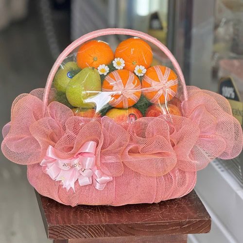 Giỏ hoa qua tươi - Biểu tượng của sự tươi mới và yêu thương trong cuộc sống